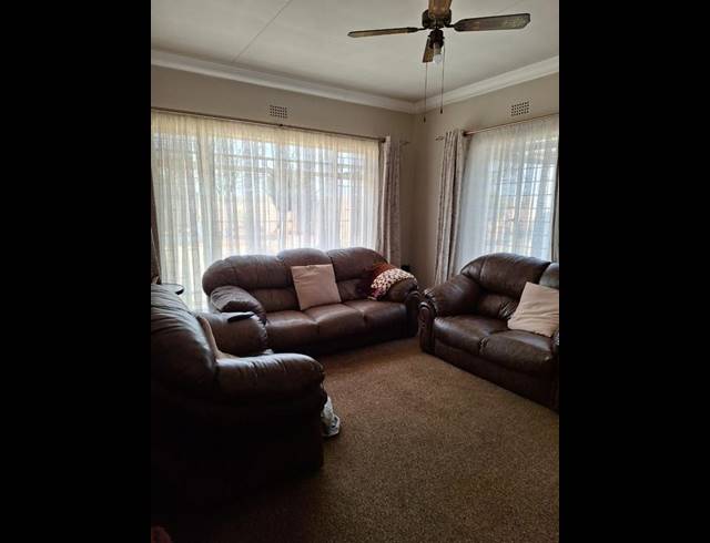 3 BEDROOM HOUSE FOR SALE IN KIBLER PARK